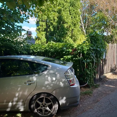 Paratlan Panorama Kishaz 公寓 *