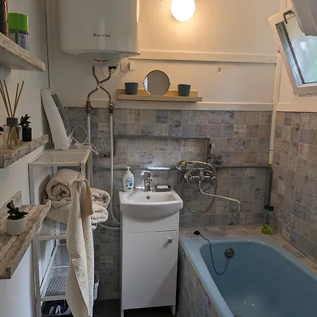 公寓 Paratlan Panorama Kishaz *