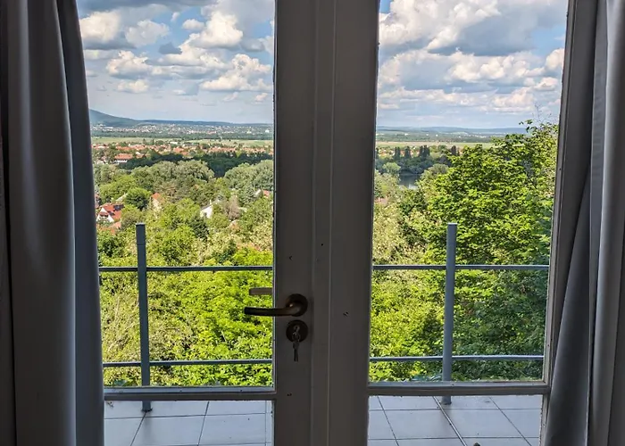 Paratlan Panorama Kishaz 아파트